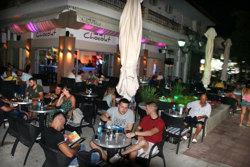Hotel Agni -Enoikiazomena Diamerizmata Kallithea  Exterior photo